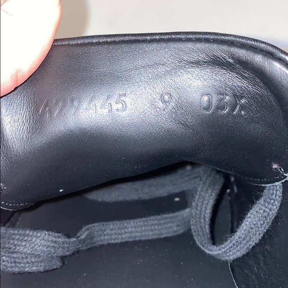 Gucci Men’s Sneakers - Picture 8 of 10